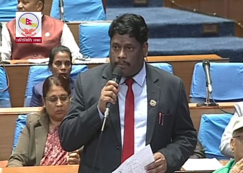 अब्दुल खानको प्रश्न- विदेशमा ज्यान गुमाएकाको शव सरकारले ल्याउन सक्दैन, दूतावास र राजदूत किन राख्ने ? 